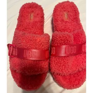 Ugg fluffitta platform slide